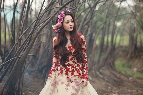 Bảo Anh tình tứ cạnh quot;trai lạquot; - 7