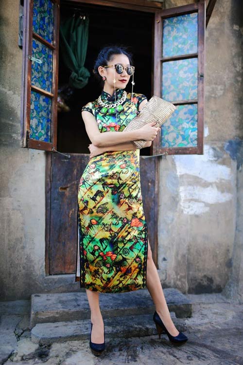 Tín đồ quot;lột xácquot; ấn tượng cho sườn xám - 1