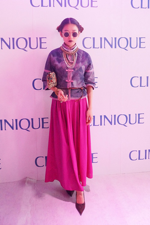 Tín đồ quot;lột xácquot; ấn tượng cho sườn xám - 2