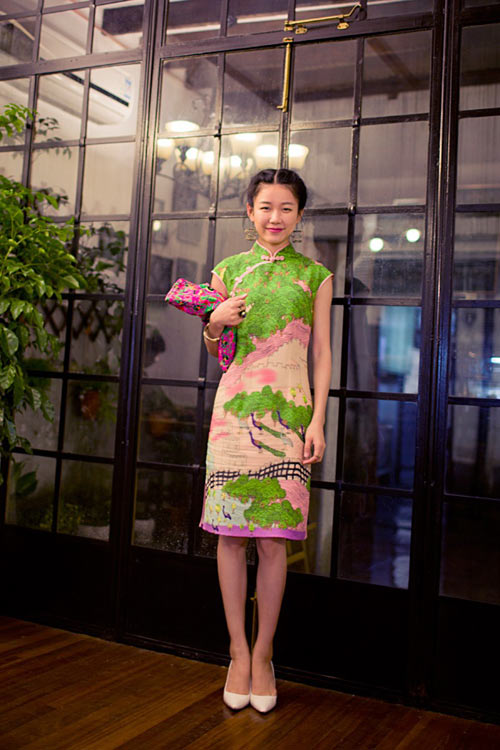 Tín đồ quot;lột xácquot; ấn tượng cho sườn xám - 10