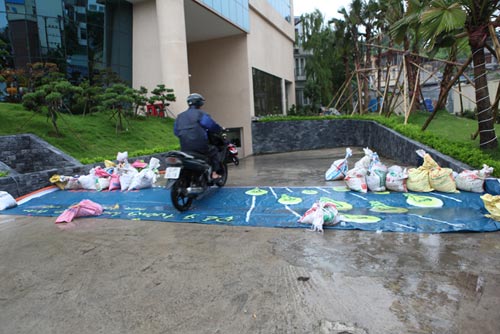 Quảng Ninh: Bão Thần Sấm gây mưa lớn, 3 người nhập viện - 4