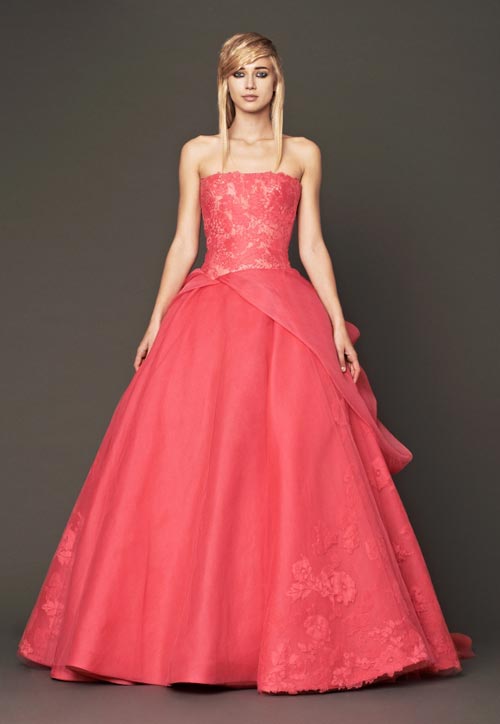 quot;Suy nghĩ màu hồng!quot; từ áo cưới Vera Wang - 9