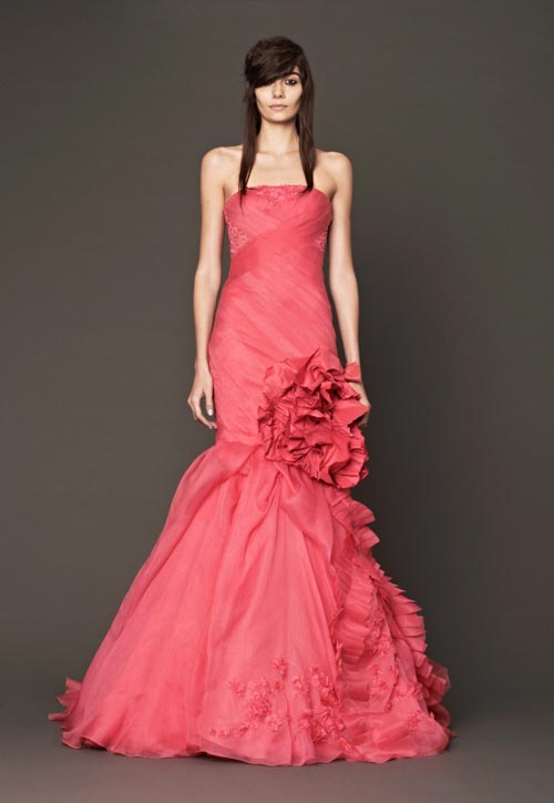 quot;Suy nghĩ màu hồng!quot; từ áo cưới Vera Wang - 10