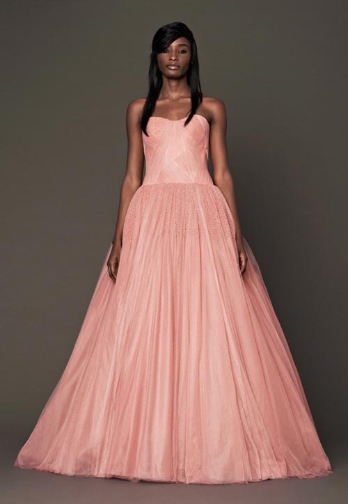 quot;Suy nghĩ màu hồng!quot; từ áo cưới Vera Wang - 8