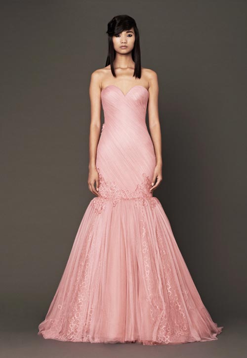 quot;Suy nghĩ màu hồng!quot; từ áo cưới Vera Wang - 7