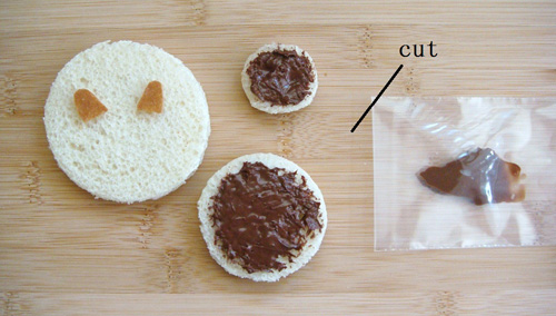 Làm cho bé bánh sandwich hình heo - 2