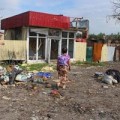 Tin tức - Thi thể nạn nhân MH17 'rơi như mưa' xuống mái nhà