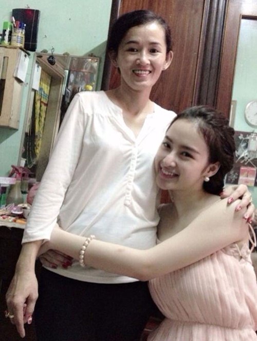Khoảnh khắc đời thường của Angela Phương Trinh và mẹ - 2