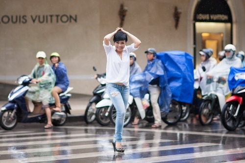 Phương Thanh yêu thích thời tiết quot;đỏng đảnhquot; Hà Nội - 9
