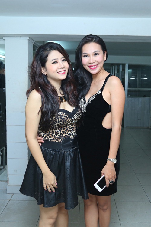 Khánh Ngọc sexy bên cạnh MC Anh Quân - 2