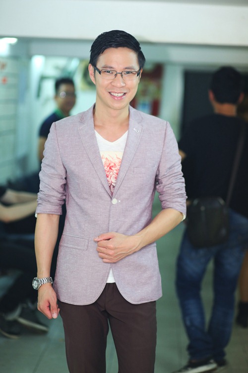 Khánh Ngọc sexy bên cạnh MC Anh Quân - 8