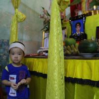 Lặng người trước lời cháu bé 3 tuổi mất bố