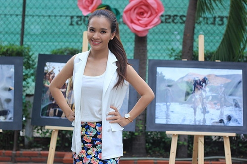 Anh Thúy quot;quậy tưngquot; ủng hộ người đồng tính - 18