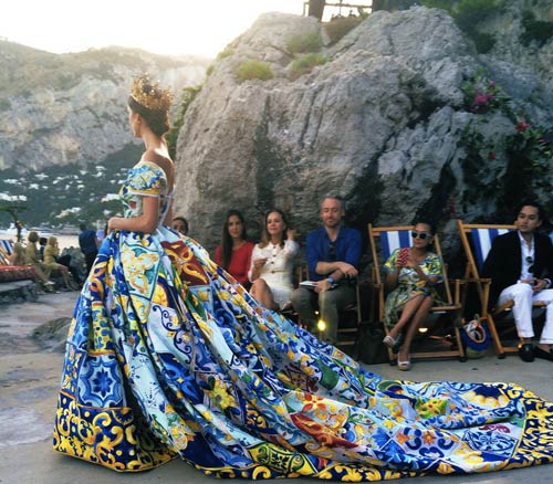 Dolce amp; Gabbana - BST phiêu bồng giữa biển khơi - 16