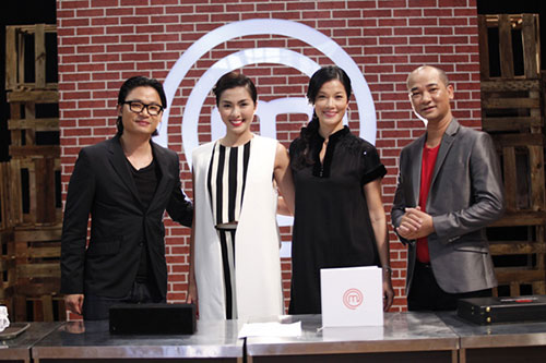 Giám khảo - Nghề quot;cưa bomquot; showbiz? - 1