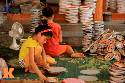 quot;Nhà thiết kế nhíquot; tại làng nghề vàng mã - 10