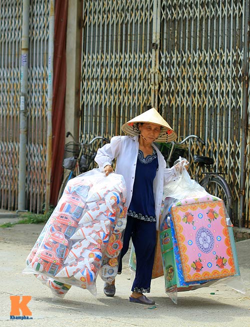 quot;Nhà thiết kế nhíquot; tại làng nghề vàng mã - 18