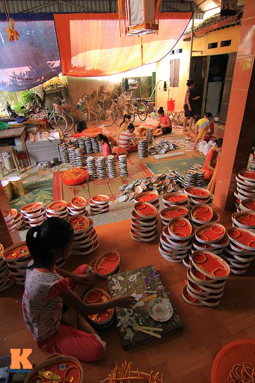 quot;Nhà thiết kế nhíquot; tại làng nghề vàng mã - 2