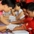 Tin tức - Hàng nghìn người tham gia hiến máu cứu người