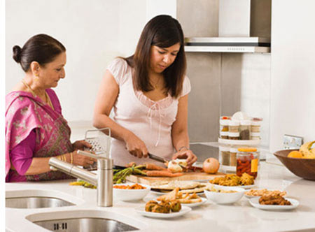 Mẹ anh bây giờ chỉ thích vợ cũ của anh - 3