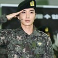 Làng sao - Trưởng nhóm Lee Teuk (Suju) sẽ lặng lẽ xuất ngũ