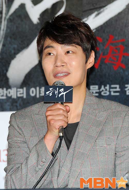 Dàn sao khủng tới ủng hộ Park Yoo Chun - 4