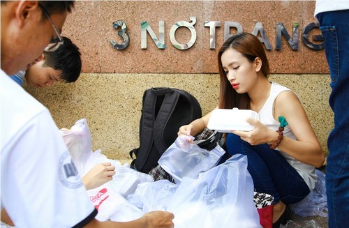 Ái Phương, Nguyên Khang giản dị đồng hành - 4