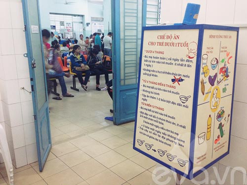 Cận cảnh lớp học nấu ăn dặm ở BV Nhi đồng I - 2
