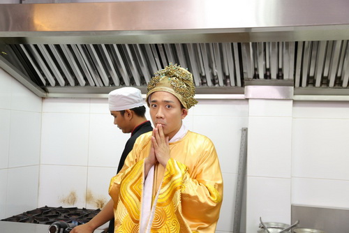 Lộ ảnh Trấn Thành làm quot;vua ham ănquot; - 9