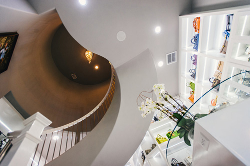 Sửng sốt trước tủ đồ đồ sộ nhất nước Mỹ - 7