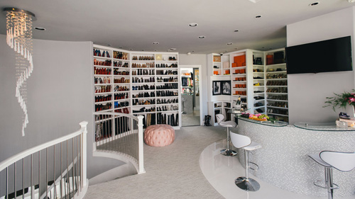 Sửng sốt trước tủ đồ đồ sộ nhất nước Mỹ - 8