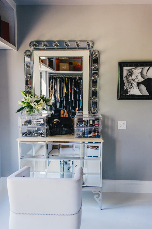 Sửng sốt trước tủ đồ đồ sộ nhất nước Mỹ - 9