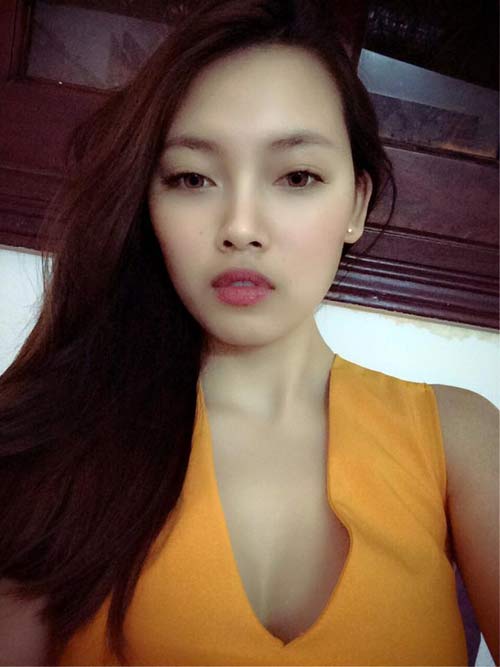 Bạn gái tin đồn của Lê Hiếu đẹp gợi cảm - 18
