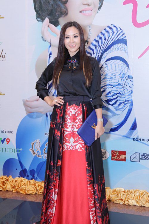 HH Thu Hoài chơi trội với váy hiệu 140 triệu - 8