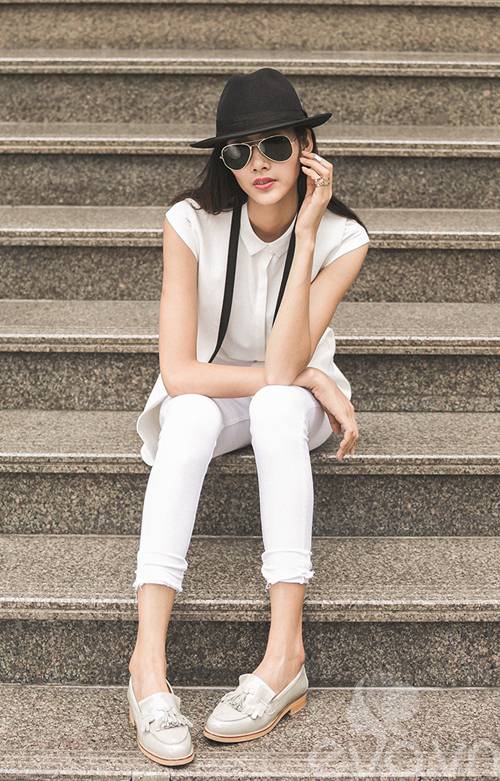 Hoàng Thùy - Đẳng cấp đến từ thời trang đường phố - 16