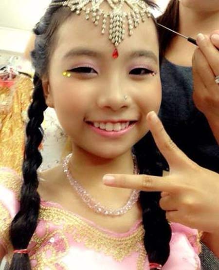 Chị em Phương Linh đẹp tựa Thúy Kiều - Thúy Vân - 10