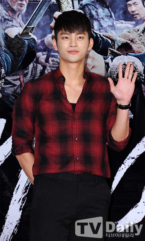 Yoona (SNSD) nổi bật giữa dàn sao khủng xứ Hàn - 11