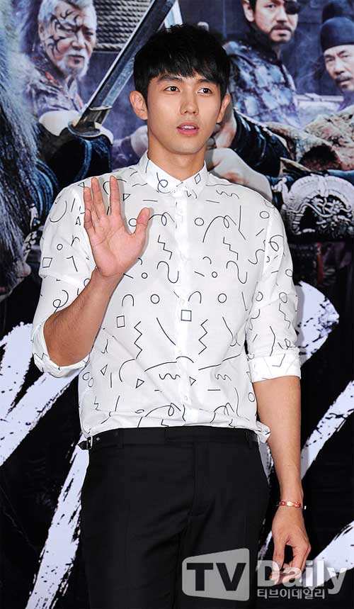 Yoona (SNSD) nổi bật giữa dàn sao khủng xứ Hàn - 9