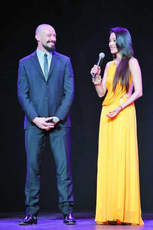 Thư Kỳ lộng lẫy tình tứ bên Hugh Jackman - 6