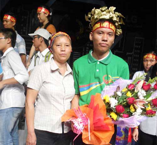 Thủ khoa kép vào chung kết Đường lên đỉnh Olympia - 2