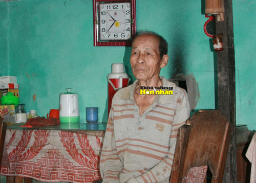 Người đàn ông nghèo suýt mạt vận vì đào được tượng vàng - 1