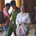 Tin tức - Tăng án bà bán hoa lừa 76 người chơi hụi