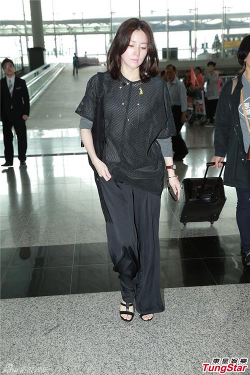 Những bà mẹ thời trang nổi bật nhất làng giải trí Hàn quốc - 13