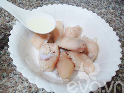 Canh móng giò hoa chuối cho mẹ ít sữa - 3