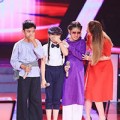 Làm mẹ - “Bản sao” Phương Mỹ Chi lại toả sáng trong Liên khúc 3 miền