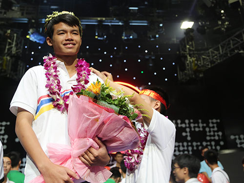 Nhà vô địch Olympia: Chưa từng thi học sinh giỏi - 1