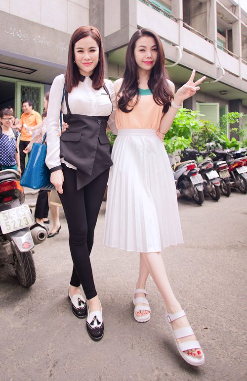 HH Phương Nguyễn trẻ trung bên Trà Ngọc Hằng - 1