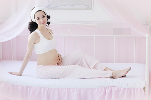 Vì sao mẹ bầu nên nằm nghiêng sang trái? - 1