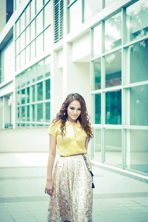 Duyên Anh ngọt ngào nhan sắc quot;gái 2 conquot; - 1