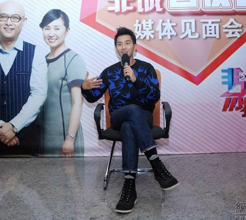 Lưu Khải Uy thanh minh quan hệ giữa vợ và bố mẹ - 4